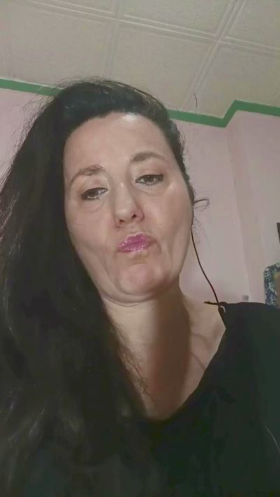 HAIRYPUSSYLIPS's sex show image