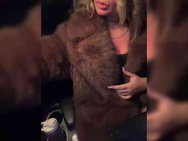 YuliyaLasker's sex show image