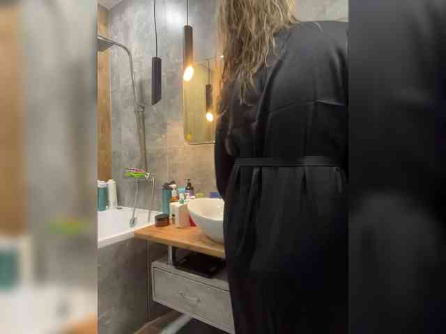 YuliyaLasker's sex show image