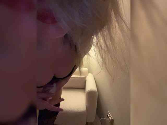 Sexshow-Bild von YuliyaLasker Sexshow-Bild von YuliyaLasker