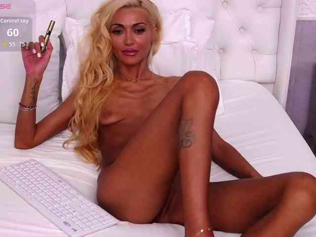 Sexshow-Bild von CelineHinton Sexshow-Bild von CelineHinton