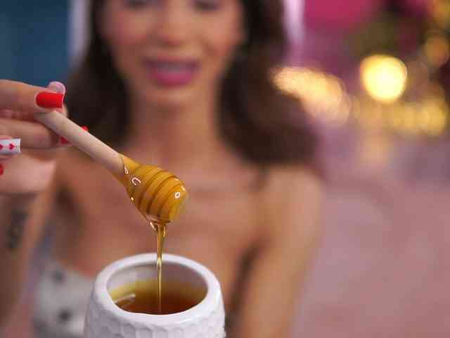 TheAyana's sex show image