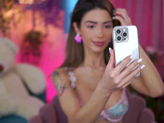 TheAyana's sex show image