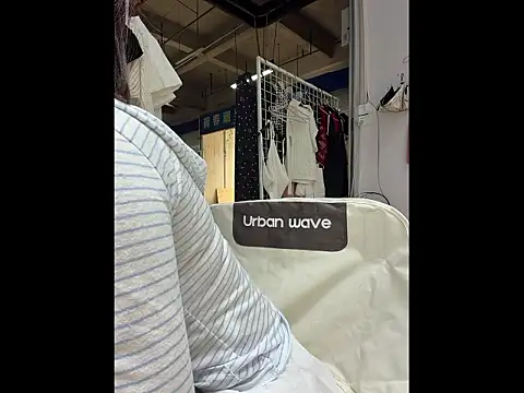 Изображение секс-шоу модели Selenaaaaa-