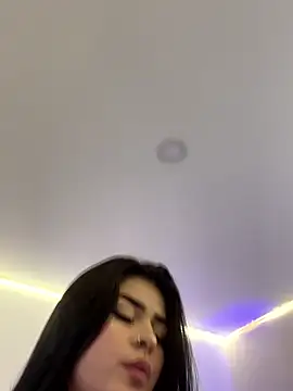 Kariina__69's sex show image