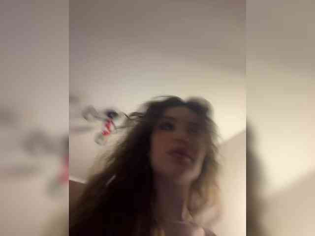 Sexshow-Bild von LadyEmily Sexshow-Bild von LadyEmily