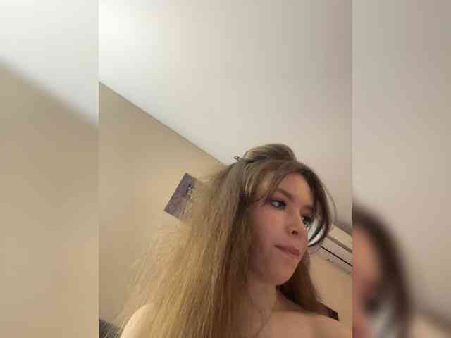 Sexshow-Bild von LadyEmily Sexshow-Bild von LadyEmily