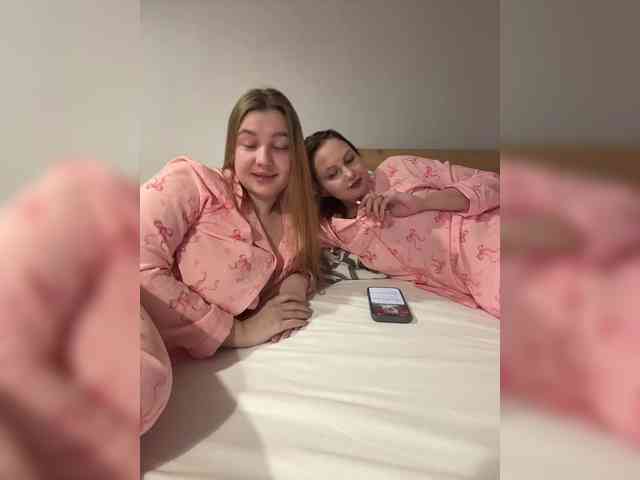 jucieLussie's sex show image