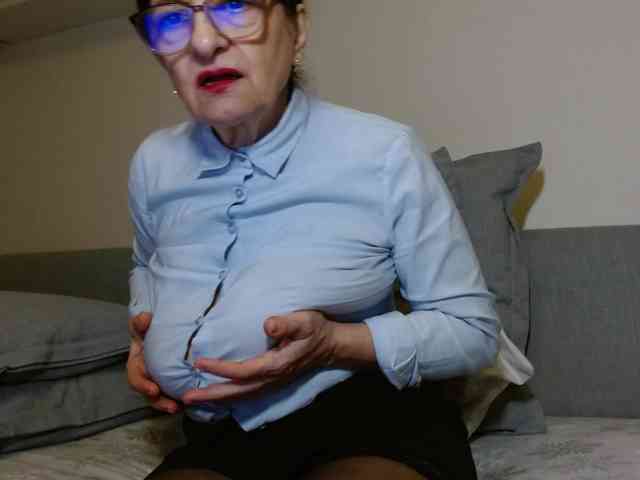 Изображение секс-шоу модели albinochka44 Изображение секс-шоу модели albinochka44