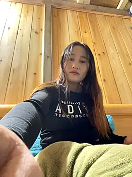 Изображение секс-шоу модели phungtiti Изображение секс-шоу модели phungtiti