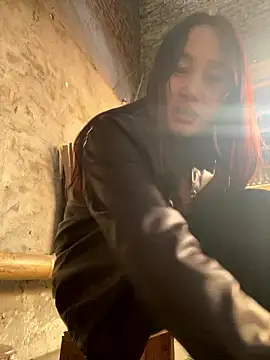 phungtiti's sex show image