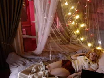 illegaldream's sex show image