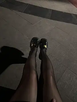 Изображение секс-шоу модели mi-ki1314