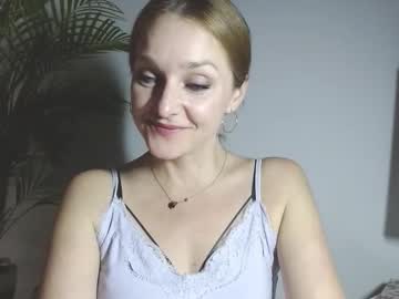 alicialux's sex show image