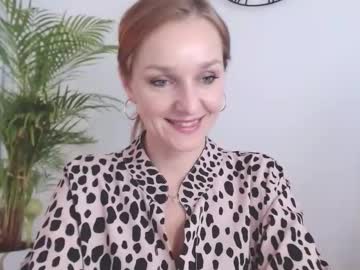 alicialux's sex show image