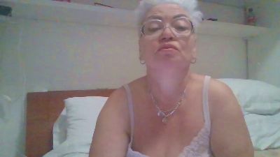 LindaL69's sex show image