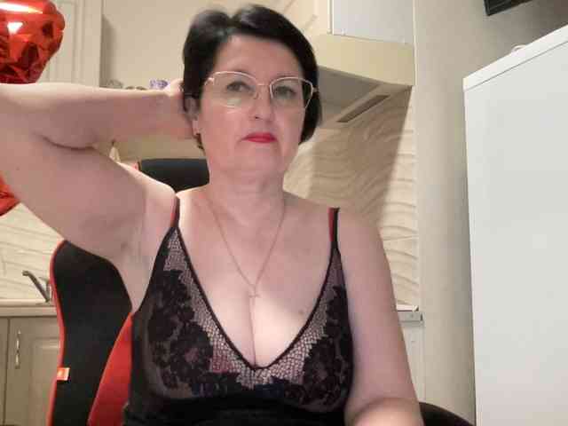 HotMilfPussy's sex show image