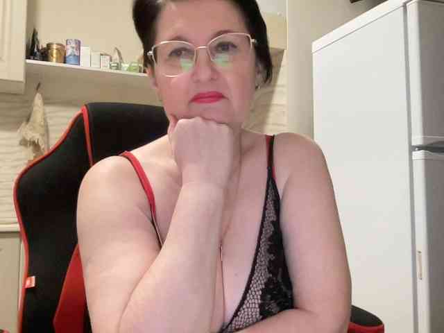 HotMilfPussy's sex show image