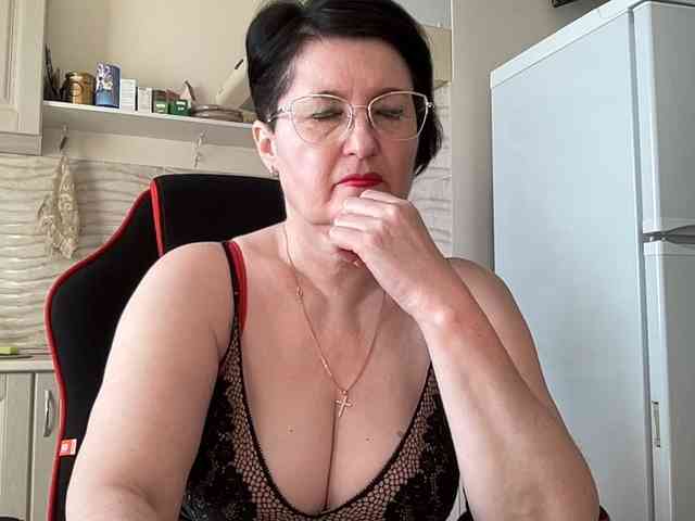 HotMilfPussy's sex show image