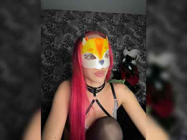 Изображение секс-шоу модели RedHair13