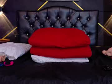 eka_urda's sex show image