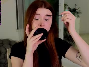 Изображение секс-шоу модели freckle_diyana Изображение секс-шоу модели freckle_diyana