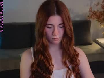 Изображение секс-шоу модели freckle_diyana Изображение секс-шоу модели freckle_diyana