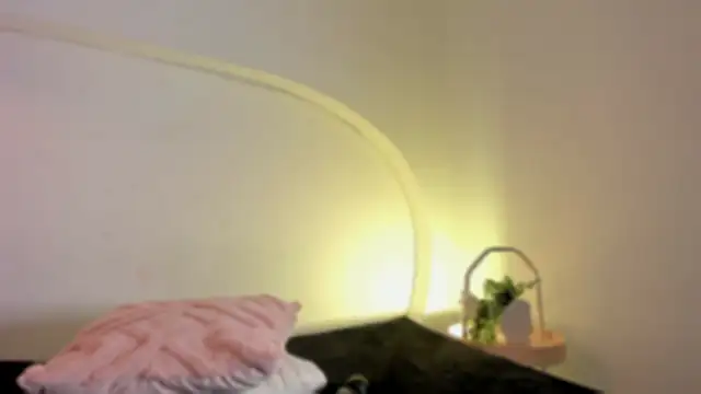katiepeach_'s sex show image katiepeach_'s sex show image