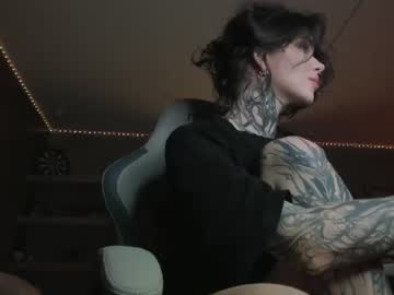 Sexshow-Bild von uwu_eva Sexshow-Bild von uwu_eva