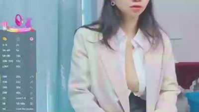 Изображение секс-шоу модели baomi2025 Изображение секс-шоу модели baomi2025