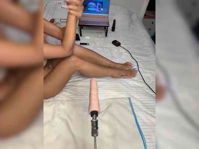 black-princess27's sex show image