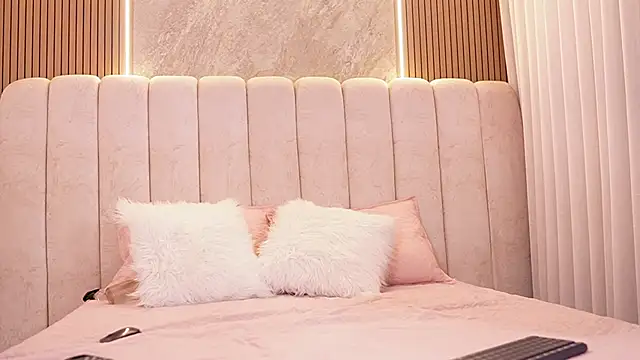 Изображение секс-шоу модели emyli_sw_