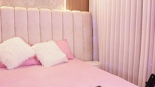 emyli_sw_'s sex show image emyli_sw_'s sex show image