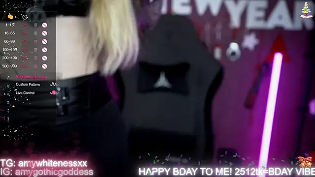 Изображение секс-шоу модели amywhitenessxx Изображение секс-шоу модели amywhitenessxx