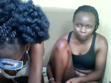 Sexshow-Bild von bads_hornies