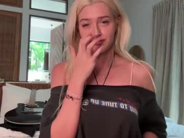 itslunaaaaa's sex show image