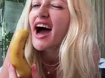 itslunaaaaa's sex show image