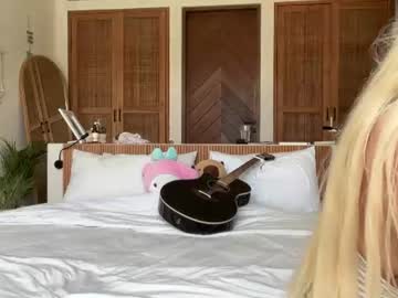 itslunaaaaa's sex show image