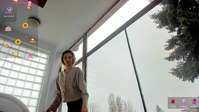 Изображение секс-шоу модели Sassy_Teen