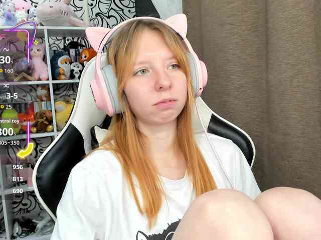 IamLoli's sex show image