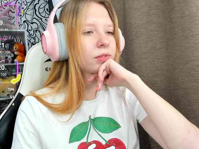 Изображение секс-шоу модели IamLoli