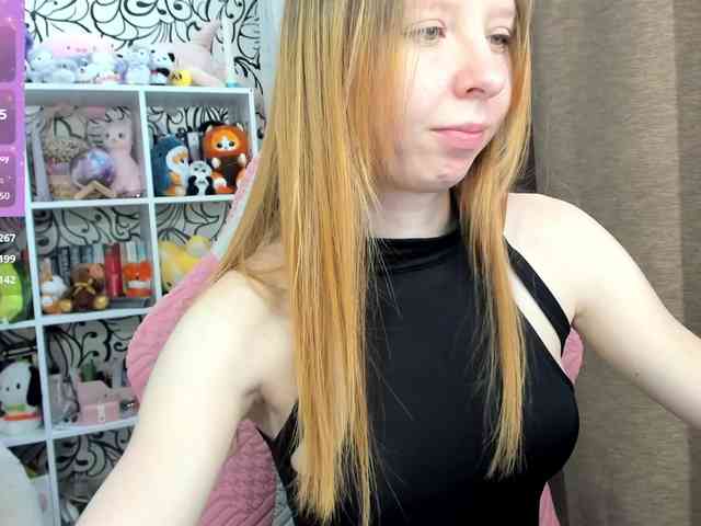 Изображение секс-шоу модели IamLoli