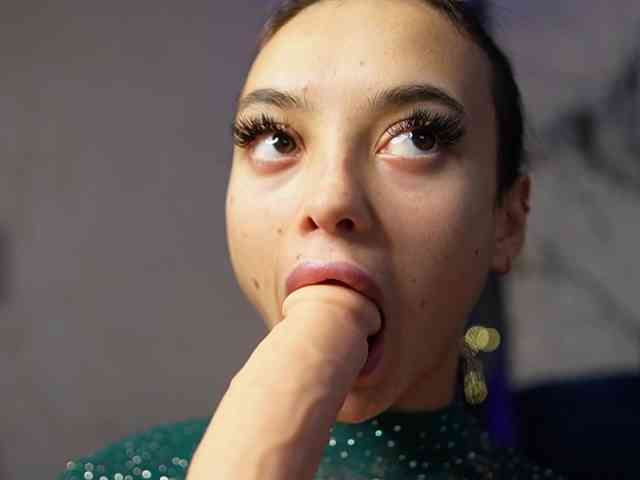 RachelRavee's sex show image