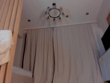 Изображение секс-шоу модели jee__son Изображение секс-шоу модели jee__son