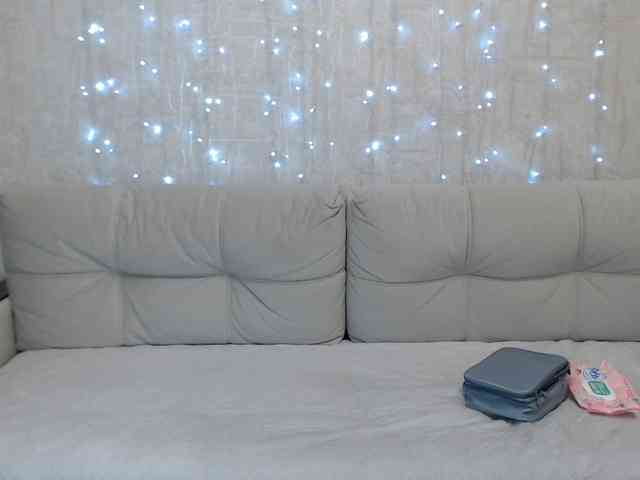 Изображение секс-шоу модели AngelinaCute Изображение секс-шоу модели AngelinaCute