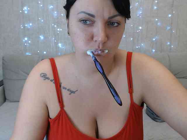 AngelinaCute's sex show image