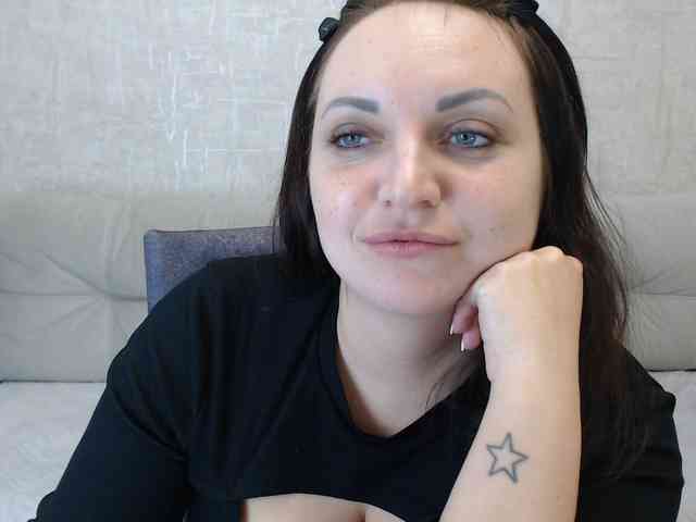 AngelinaCute's sex show image