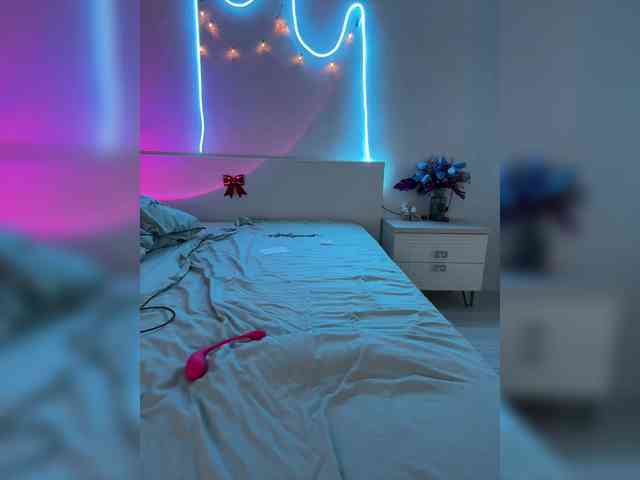 Sexshow-Bild von LunaLu13 Sexshow-Bild von LunaLu13