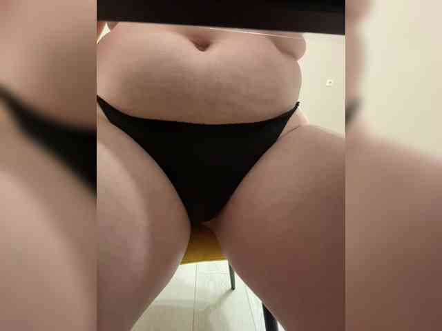 LunaLu13's sex show image