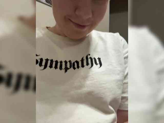 LunaLu13's sex show image